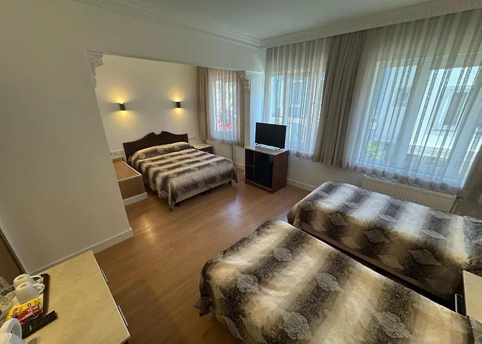 Hanedan Hotel